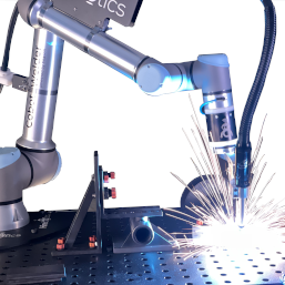 Cobot Welder, Powered by Beacon™